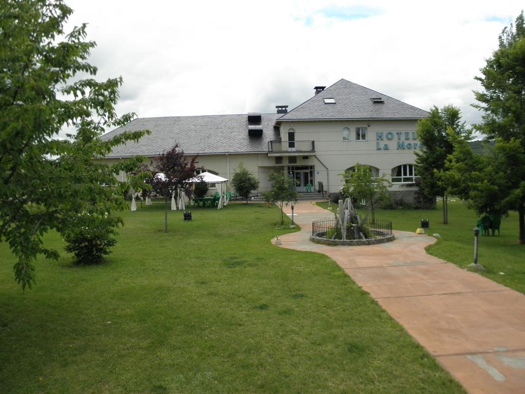 Hotel La Mora Villaseca de Laciana Exteriör bild