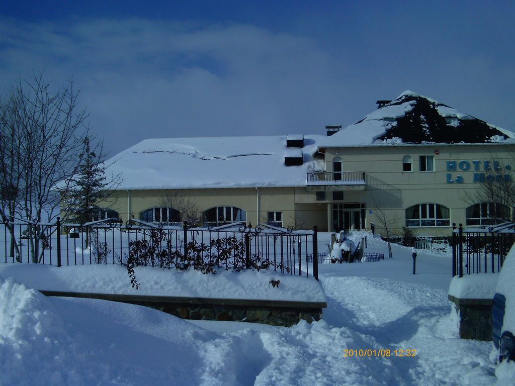 Hotel La Mora Villaseca de Laciana Exteriör bild